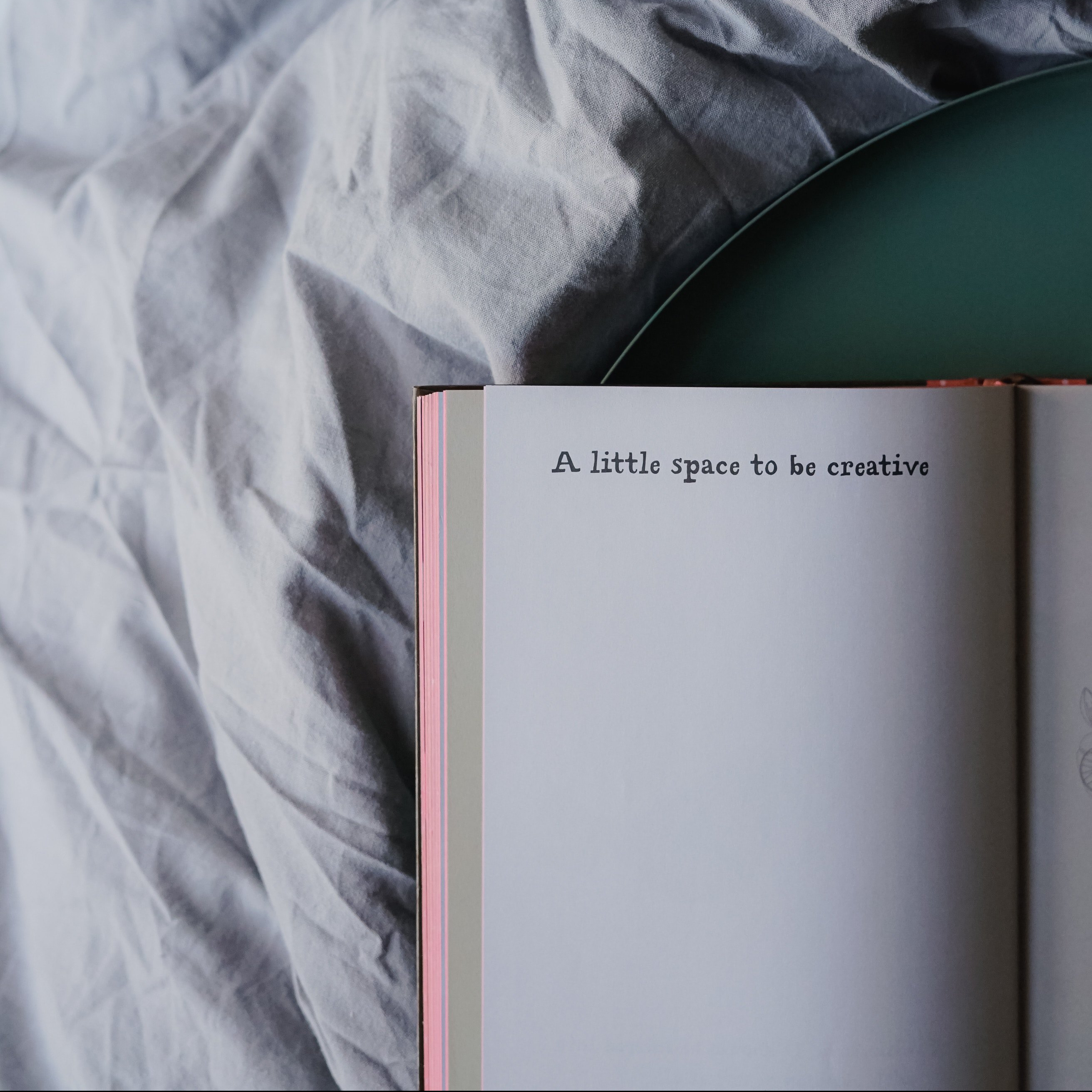 Unsplash toa-heftiba-449816-Little Space to be Creative